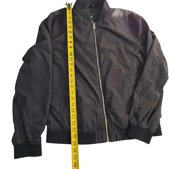 H&M Men's Lightweight Black Bomber Jacket Zip Up Windbreaker Size M - Picture 6 of 8